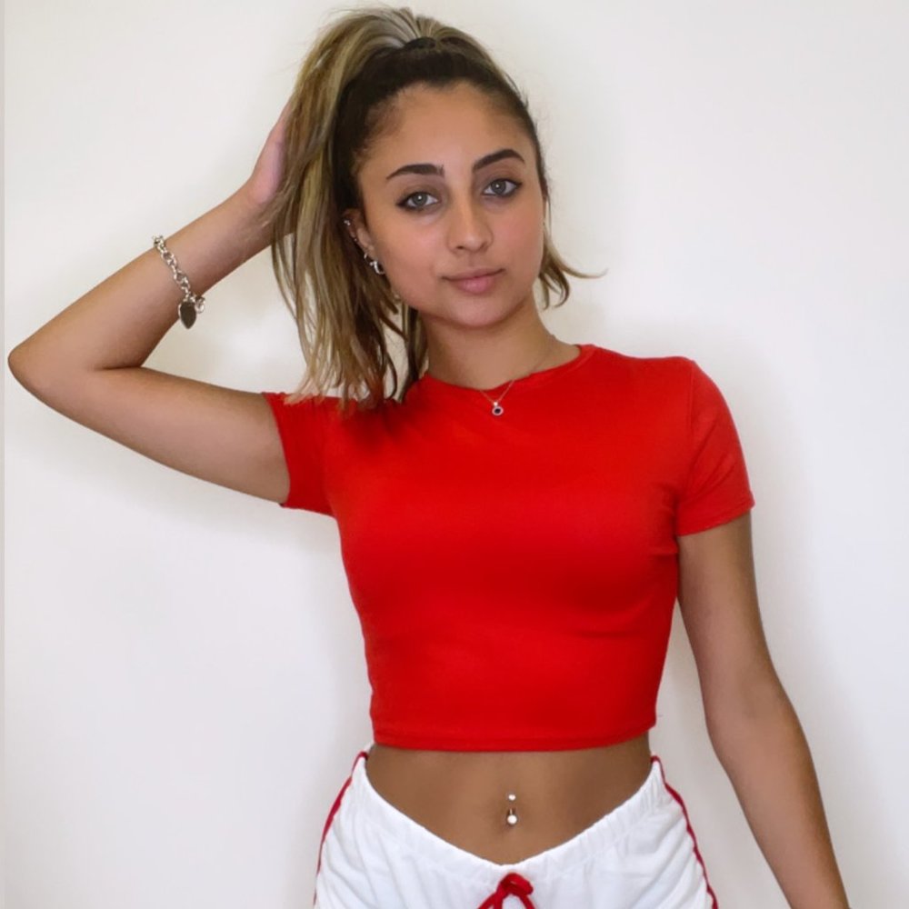 Red Women's Casual Basic Short Sleeve Slim Fitted Crop Tee Top